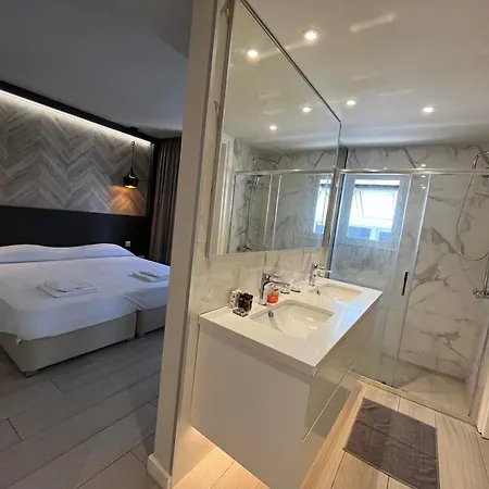 Apartman Business - Araouzou By Platform 357 *