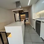 Business - Araouzou By Platform 357 Apartament *