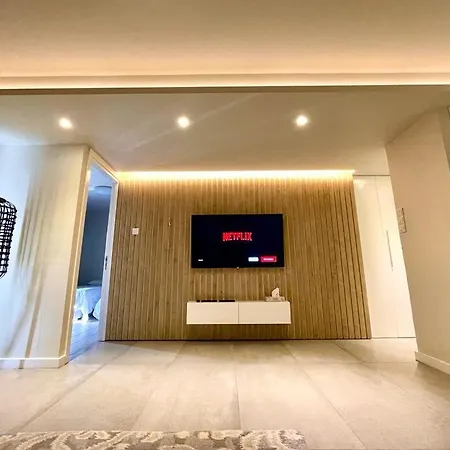 Business - Araouzou By Platform 357 Apartment *
