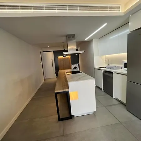 Business - Araouzou By Platform 357 Nicosie