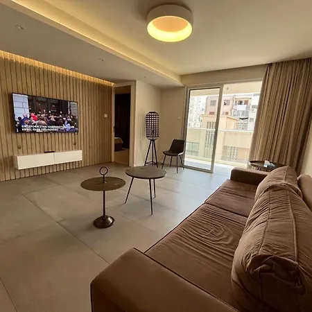 Apartment Business - Araouzou By Platform 357 *