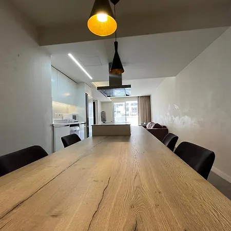 Apartment Business - Araouzou By Platform 357