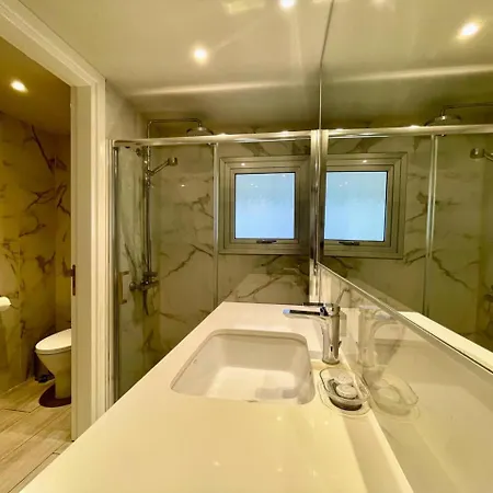 Business - Araouzou By Platform 357 Apartment
