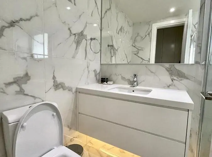 Apartment Business - Araouzou By Platform 357 Nicosia