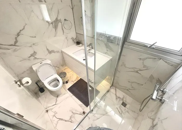 Business - Araouzou By Platform 357 Nicosia