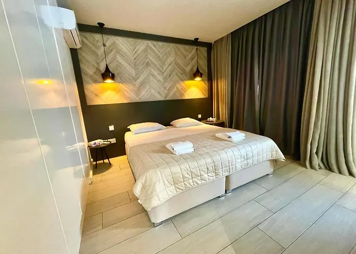 Business - Araouzou By Platform 357 Nicosia