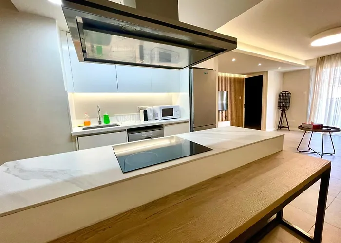 Apartment Business - Araouzou By Platform 357