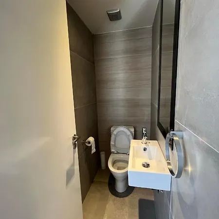 Business - Araouzou By Platform 357 Nicosia