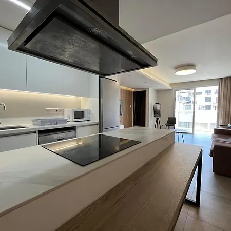 Business - Araouzou By Platform 357 Nicosia